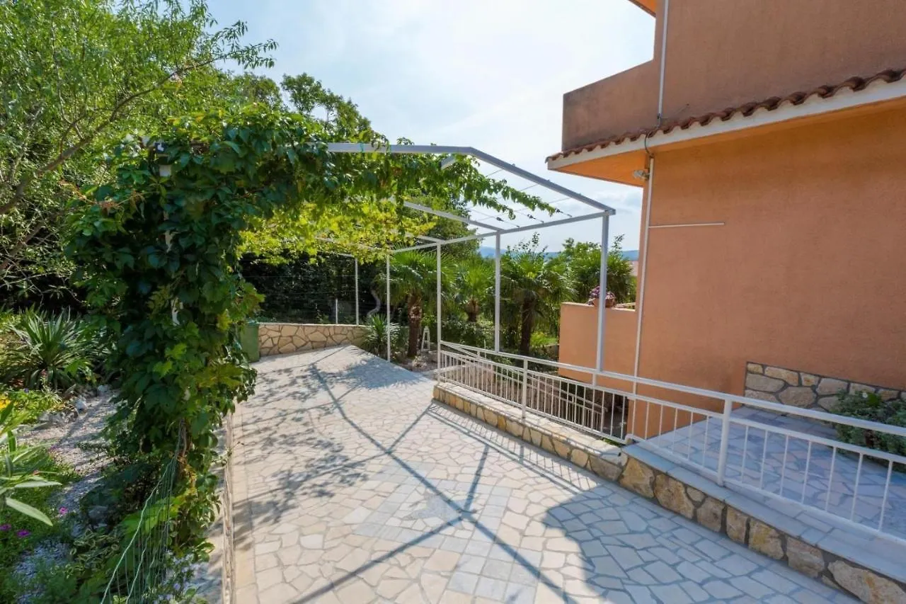 Two-Bedroom Apartment In Crikvenica XII Dramalj