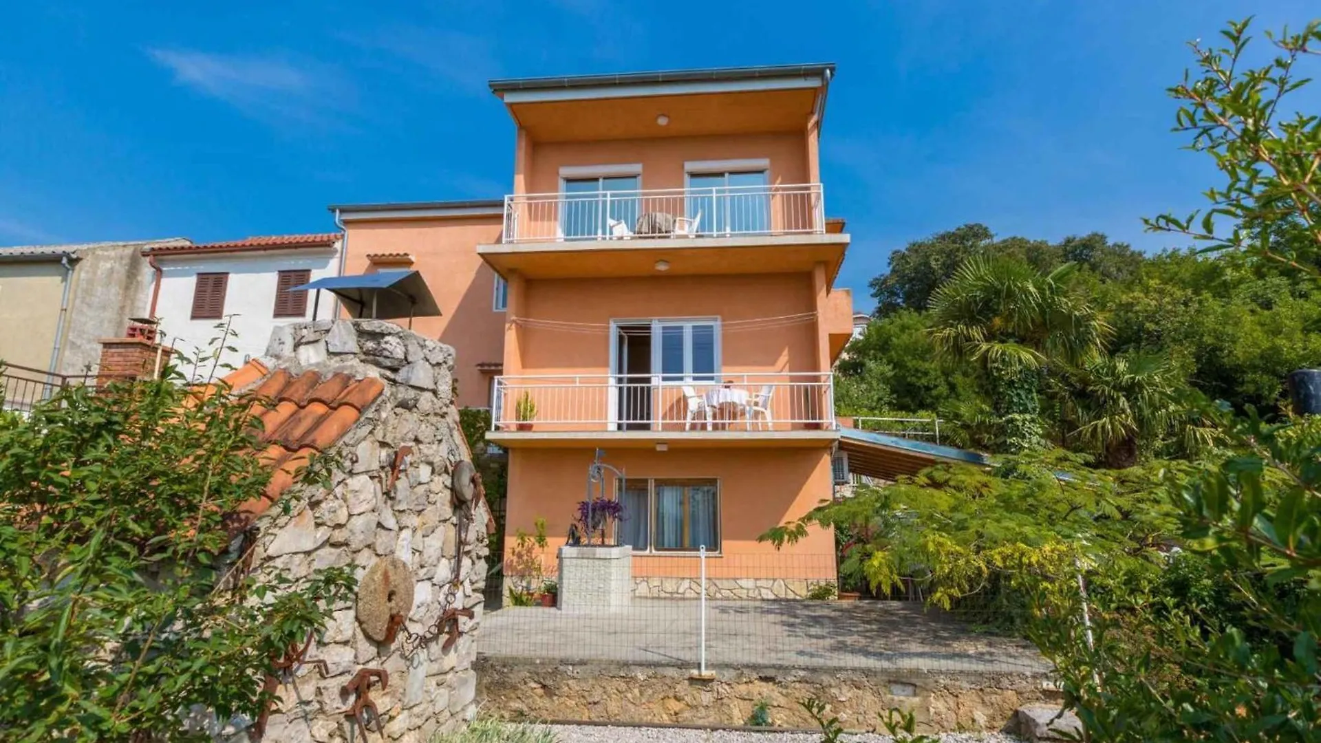 Two-Bedroom Apartment In Crikvenica XII Dramalj Croatia