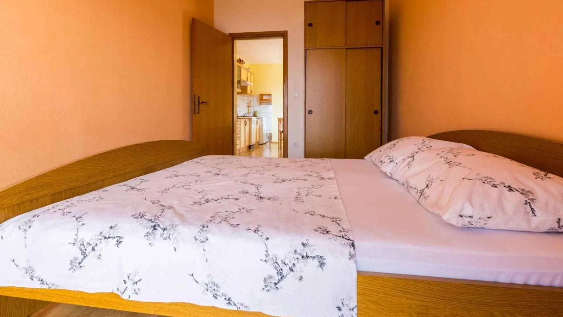 Two-Bedroom Apartment In Crikvenica XII Dramalj